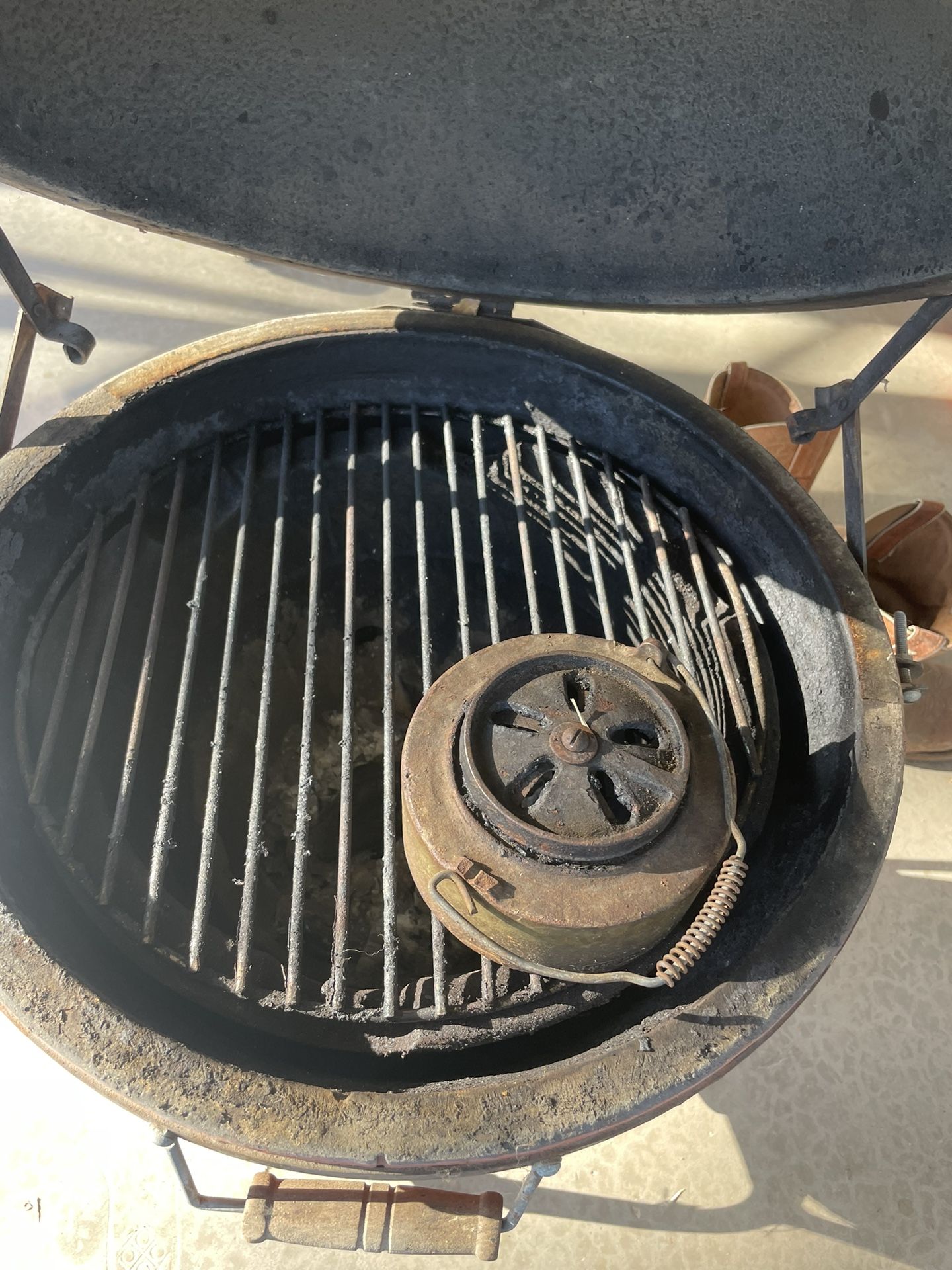 Kinuurayaki Vintage Kamado Egg Grill For Sale In Mesa, Az - Offerup