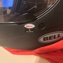 Bell Helmet (L)