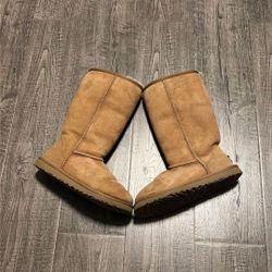 UGG  Womens Classic Tall Boots 