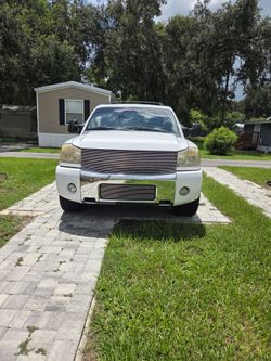 2004 Nissan Armada