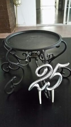 Cake stand and cake topper