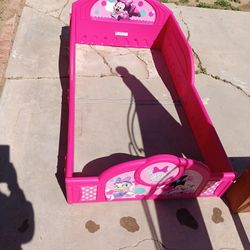 Little Girls Minnie Mouse Bed Frame
