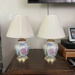 2 Lamps 