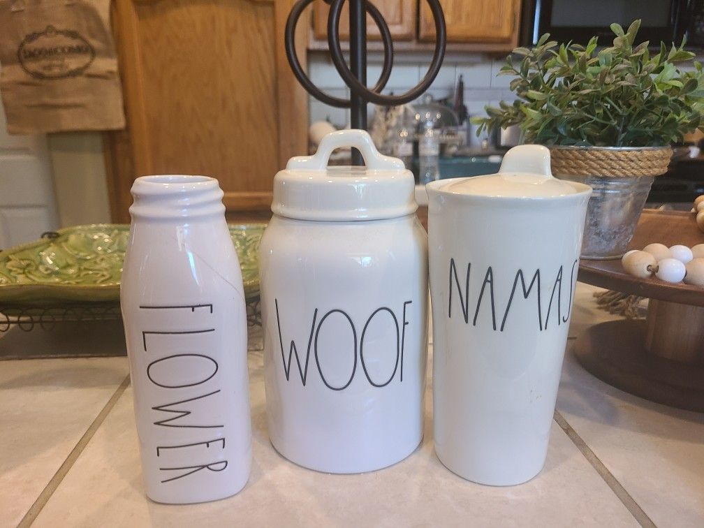 Rae Dunn Items. Different Prices