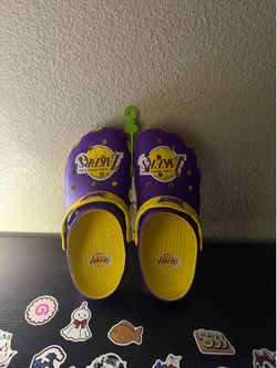 Crocs Los Angeles Lakers NBA Purple/Yellow Clogs w/ Heel Strap M8/W10