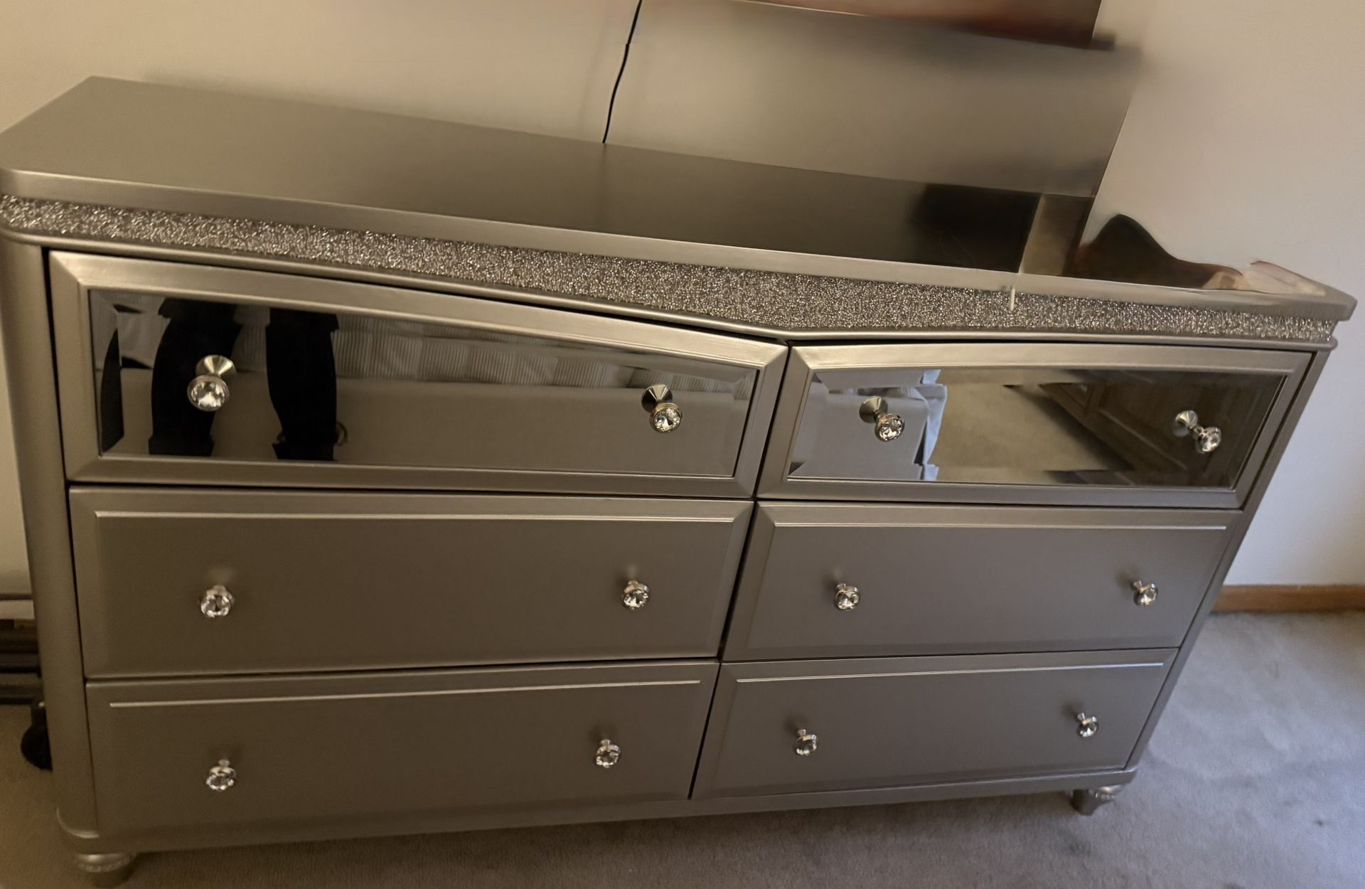 Grey Dresser 