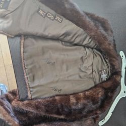Canadian  real dark mink fur shawl and hat