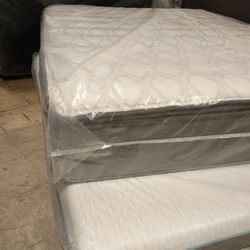 🤑🤑🤑 $399 Queen Sealy Posturpedic Plus $399 🤑🤑🤑