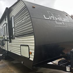 2021 Heartland Li-Thium 29ft Toyhauler
