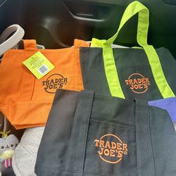 Trader Joe’s Halloween Canvas Totes 🎃