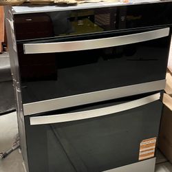 Whirlpool Electric Oven/air Fryer And Dishwasher 