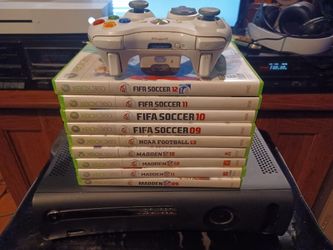 XBOX 360 SYSTEM WITH FUTBOL-FOOTBALL GAMES LOT $160 FINAL PRICE READ DESCRIPTION AND SEE ALL PICTURES