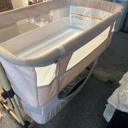 Babygirl Bassinet 