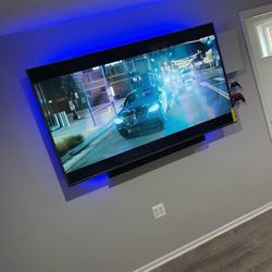 TV WALL MOUNT HELP
