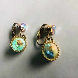 Vintage  Clip On  Glass  Opal Like  Dingly Glass  