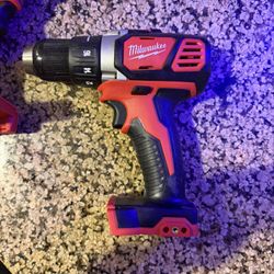 Milwaukee M18 Impact/ Driver