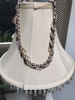 Necklace pearl design $5.00