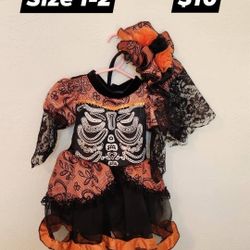 HALLOWEEN COSTUMES