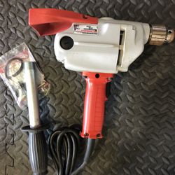 Milwaukee, heavy-duty, 1/2” Drill