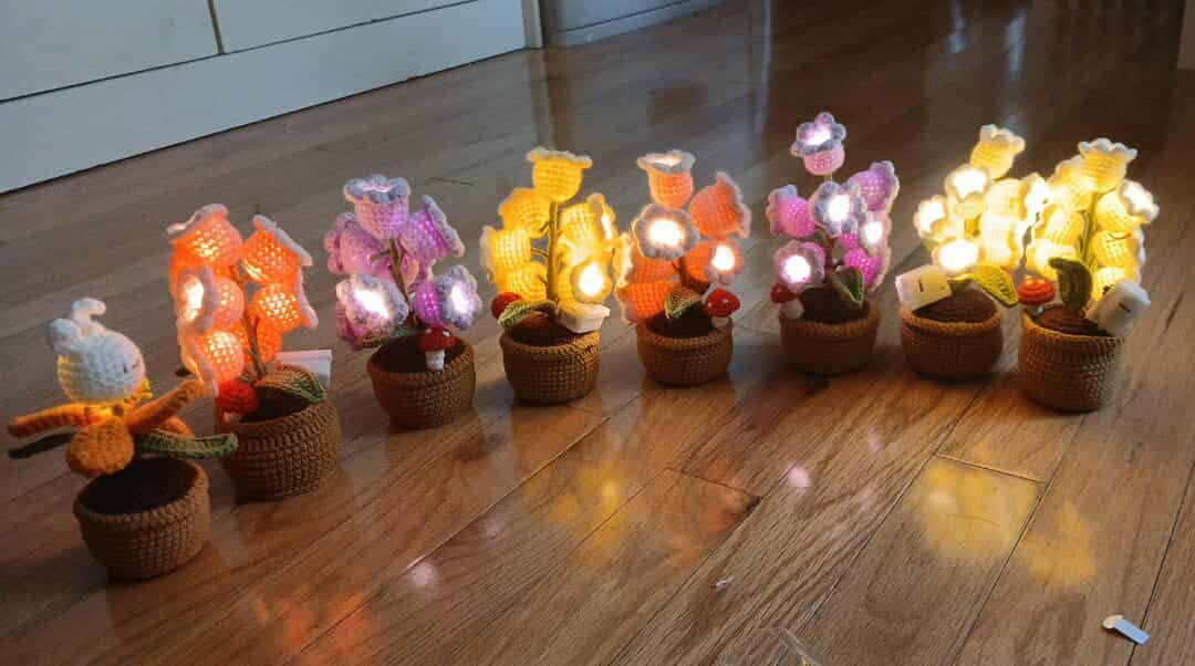 Crochet Mini Flowers With Light
