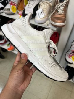 ADIDAS - SZ 11