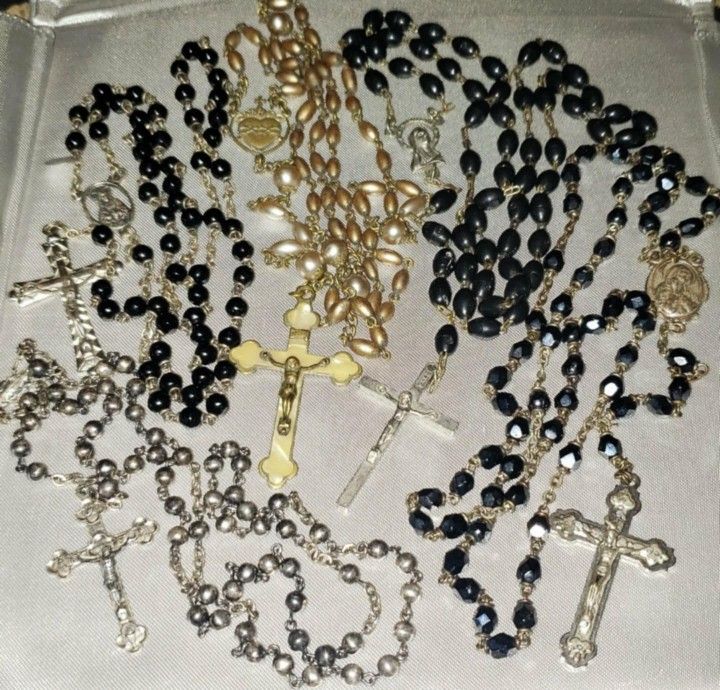 VINTAGE STAMPED ROMA ITALY STERLING SILVER 925 ROSARY PEARL CROSS CRUCIFIX CHARM PENDANT NECKLACE JEWELRY COLLECTABLE