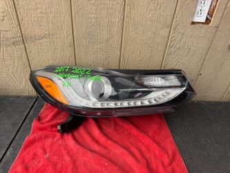2017 2018 2019 2020 2021 2022 CHEVROLET TRAX RIGHT SIDE HEADLIGHT OEM USED