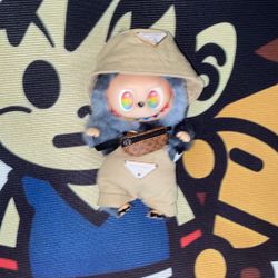 Labubu Chase Hit “rainbow eyes”