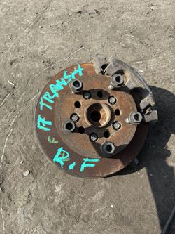 2017 Ford Transit Right Front Spindle