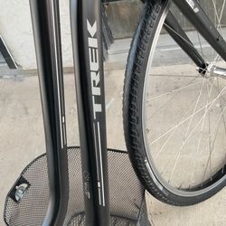 Trek Verve Aluminum Hybrid Bike. 