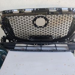 2017 Hyundai Santa , Upper And Lower Grill Assembly 