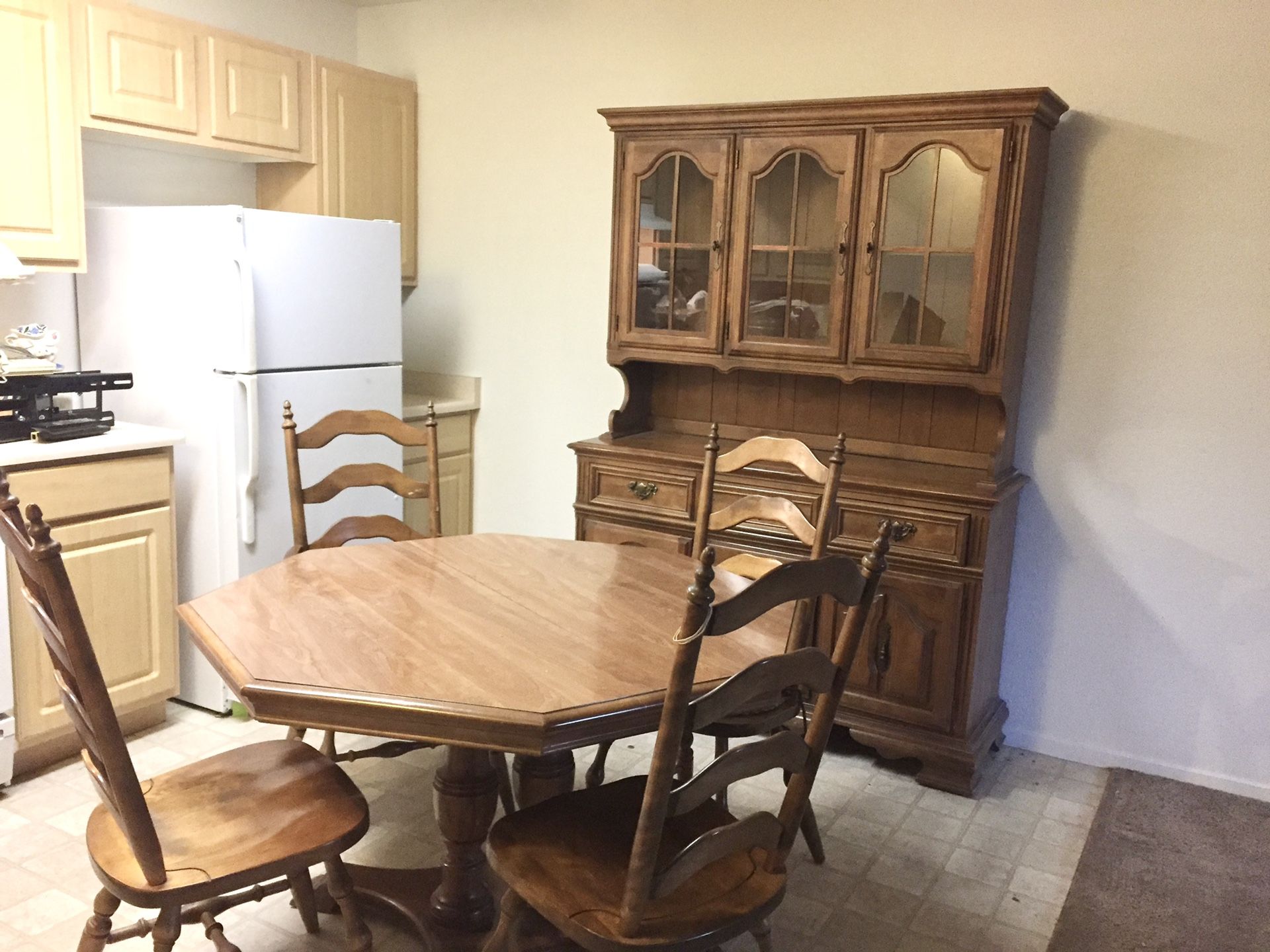 Dining Room Set & China for Sale in Henderson, NV OfferUp