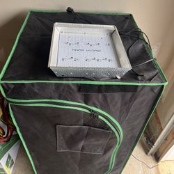 Grow Tent and Light
