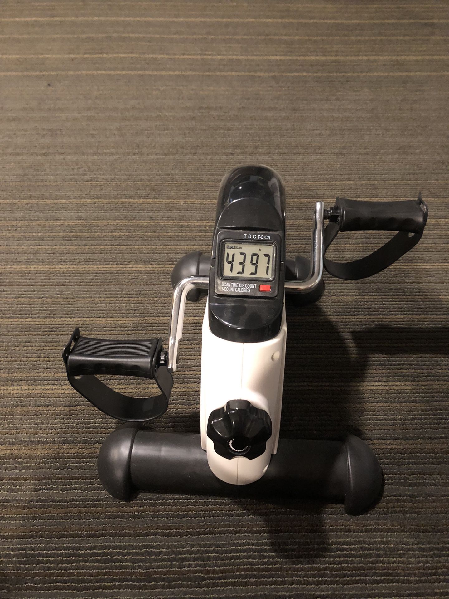 Leg Exerciser I