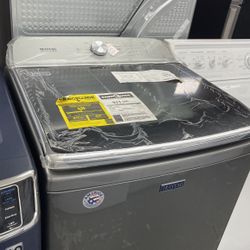 New Scratch And Dent Maytag Washer. 1 Year Warranty 