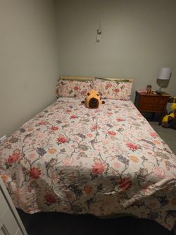 IKEA queen mattress set