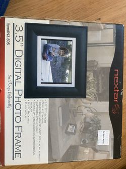 3.5” digital photo frame
