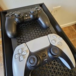 Ps5 Controller/ Used