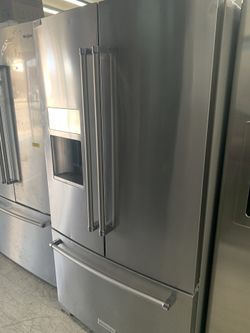 Kitchen aid French door in stainless steel