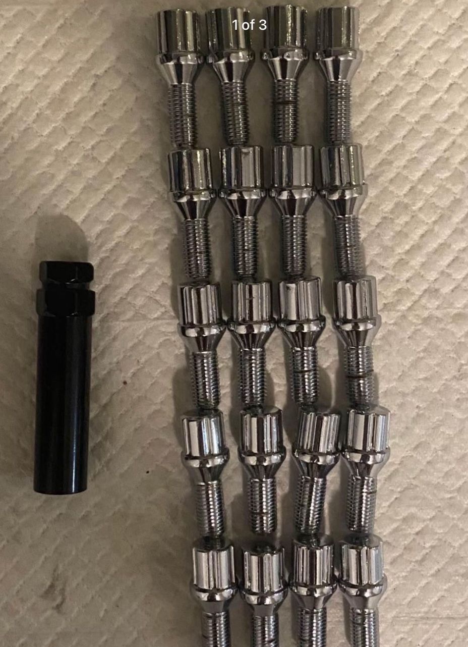 Car Wheel Lug Bolts x20