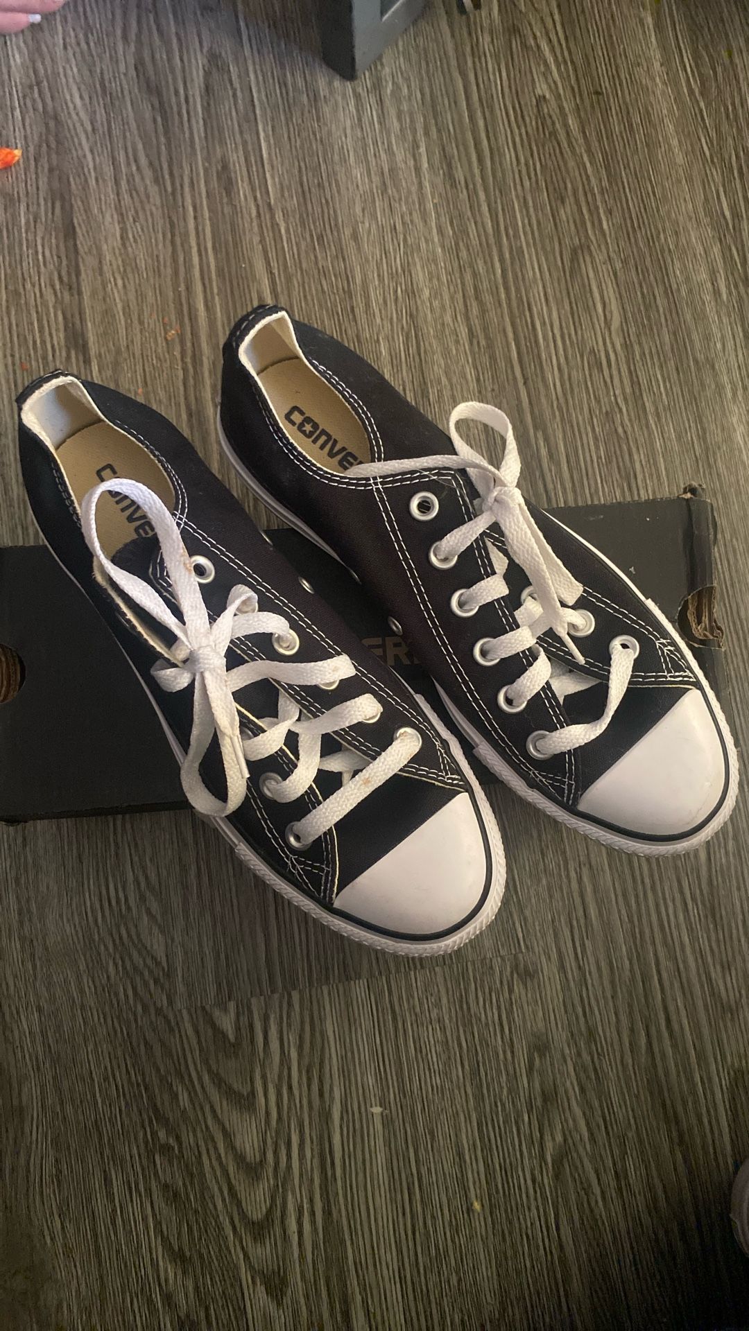 Converse Low Top