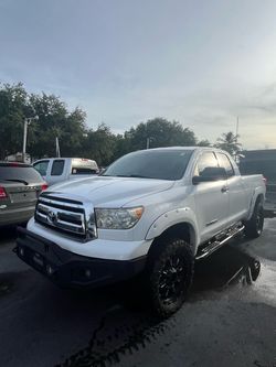 2013 Toyota Tundra SR5