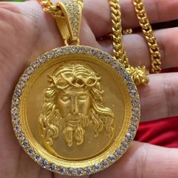 ✅🔥Hip Hop 14K Gold plated Chain With Alloy And Bling Rhinestone Round Jesus God Pendant Necklace 24 Inch ✅🔥