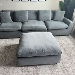 Modern Modular Sectional Sofa with Ottoman – Light Gray – Excellent Condition