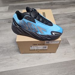 Yeezy 700