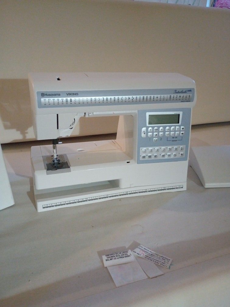 Husqvarna Viking Interlude 445 Sewing Machine