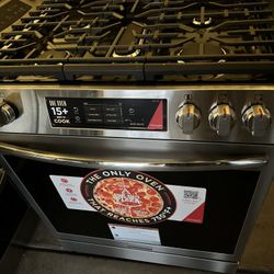 Frigidaire Gas Stove New 5 Burner 
