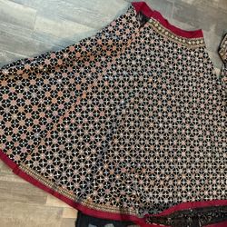 TWO PIECE AUTHENTIC INDIA OUTFIT 