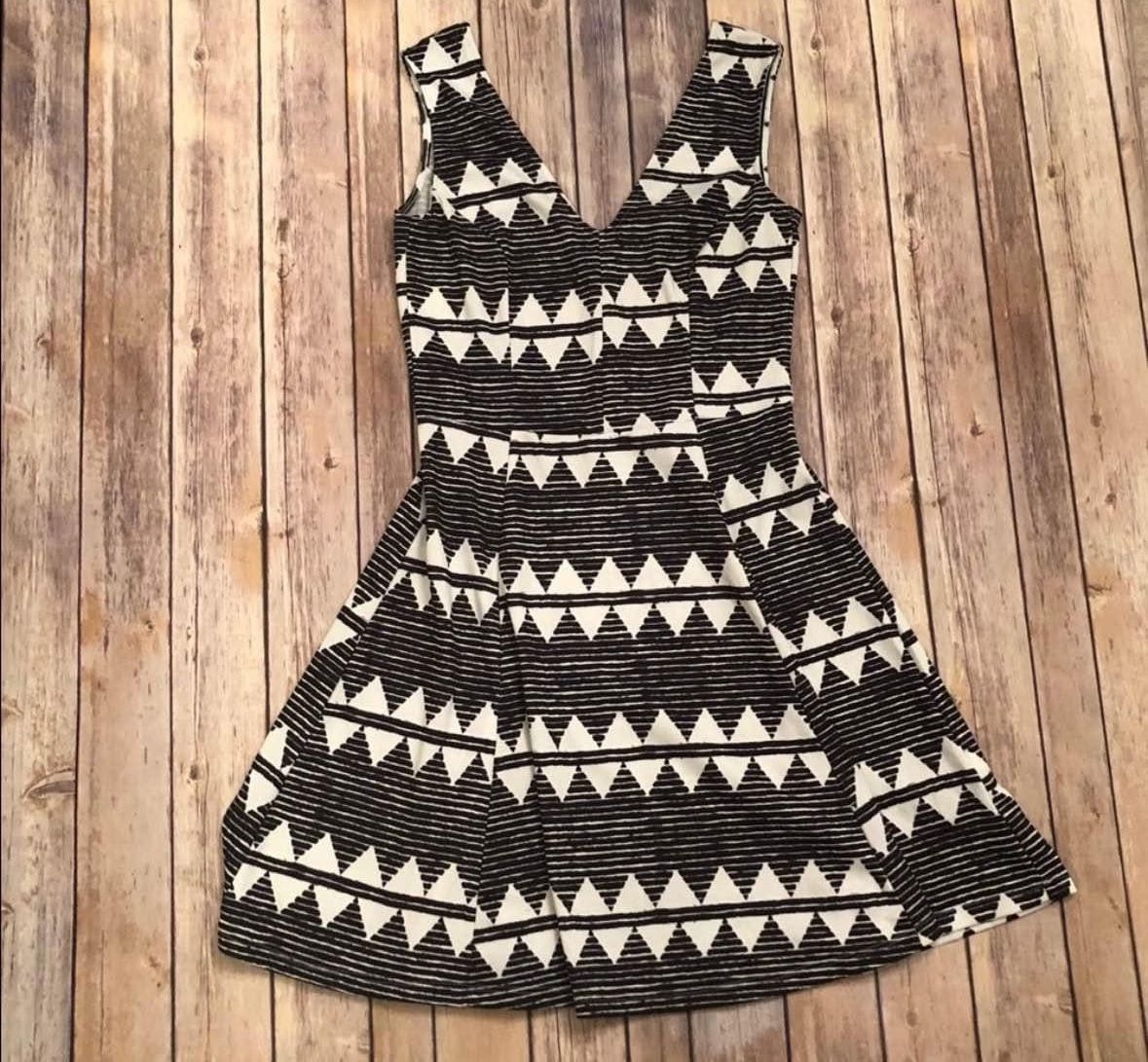 H&M Black & White Tribal Printed Pullover Skater Dress