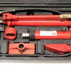 Mac Tools 10-Ton Hydraulic Body Repair Kit